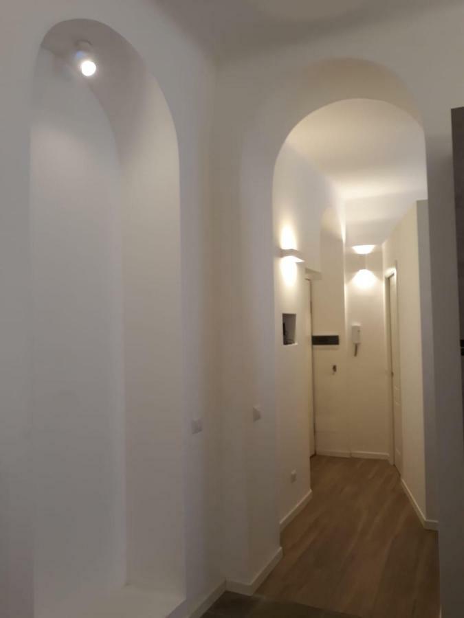 Appartamento Con Vista Milan Bagian luar foto