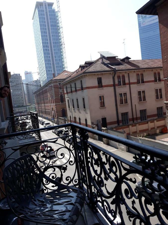 Appartamento Con Vista Milan Bagian luar foto